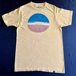 Hurley T Shirt Mens Size Small Yellow Surf Beach 100% Cotton Short Sleeve